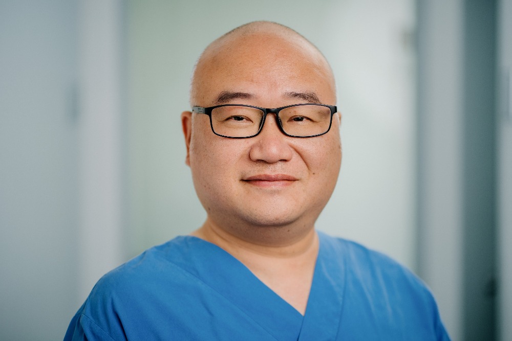 Praxis für Angiologie und Kardiologie Frankfurt - Team - Dr. med. Hao Zhang