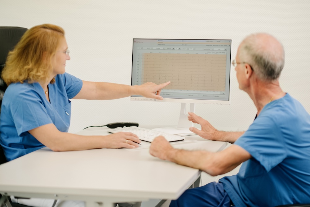 Praxis für Angiologie und Kardiologie Frankfurt - Leistungen - Spezialsprechstunde