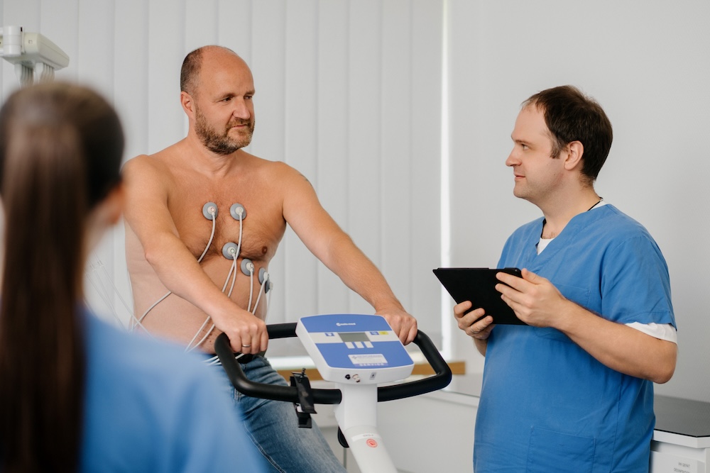 Praxis für Angiologie und Kardiologie Frankfurt - Leistungen - Nicht-invasive Kardiologie und Angiologie